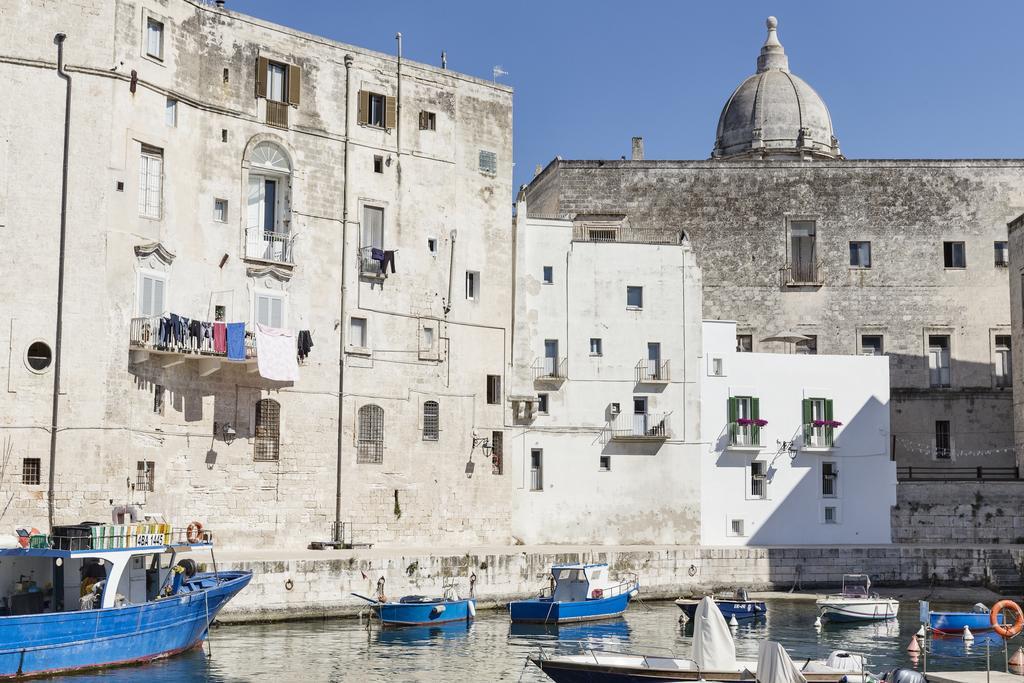 Casetta Sul Porto Antico Piano Primo Monopoli Exterior photo