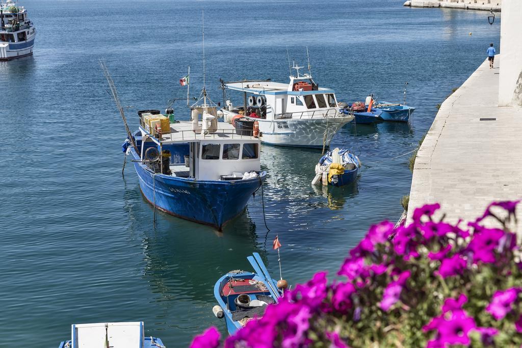 Casetta Sul Porto Antico Piano Primo Monopoli Exterior photo